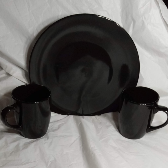 Dover & York Black Set of 2 Cups 1 Dinner Plate - Picture 7 of 8